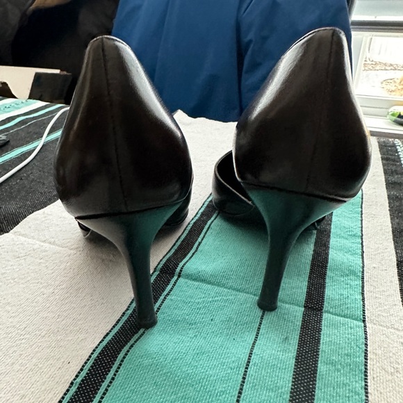Brown cut out heels - Picture 2 of 5